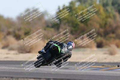 media/Dec-18-2022-SoCal Trackdays (Sun) [[8099a50955]]/Turn 7 Backside (1125am)/